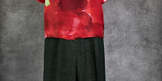 Fledermaus-Top, 100% Seiden-Twill, Photokunst/Gerade Hose mit Leistentaschen, 100% Köperleinen